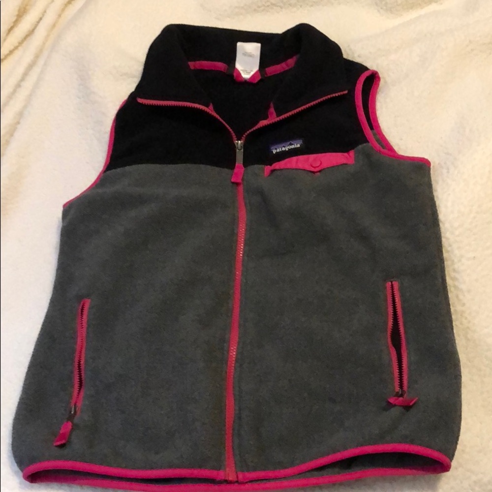 Patagonia synchilla fleece vest pink black grey